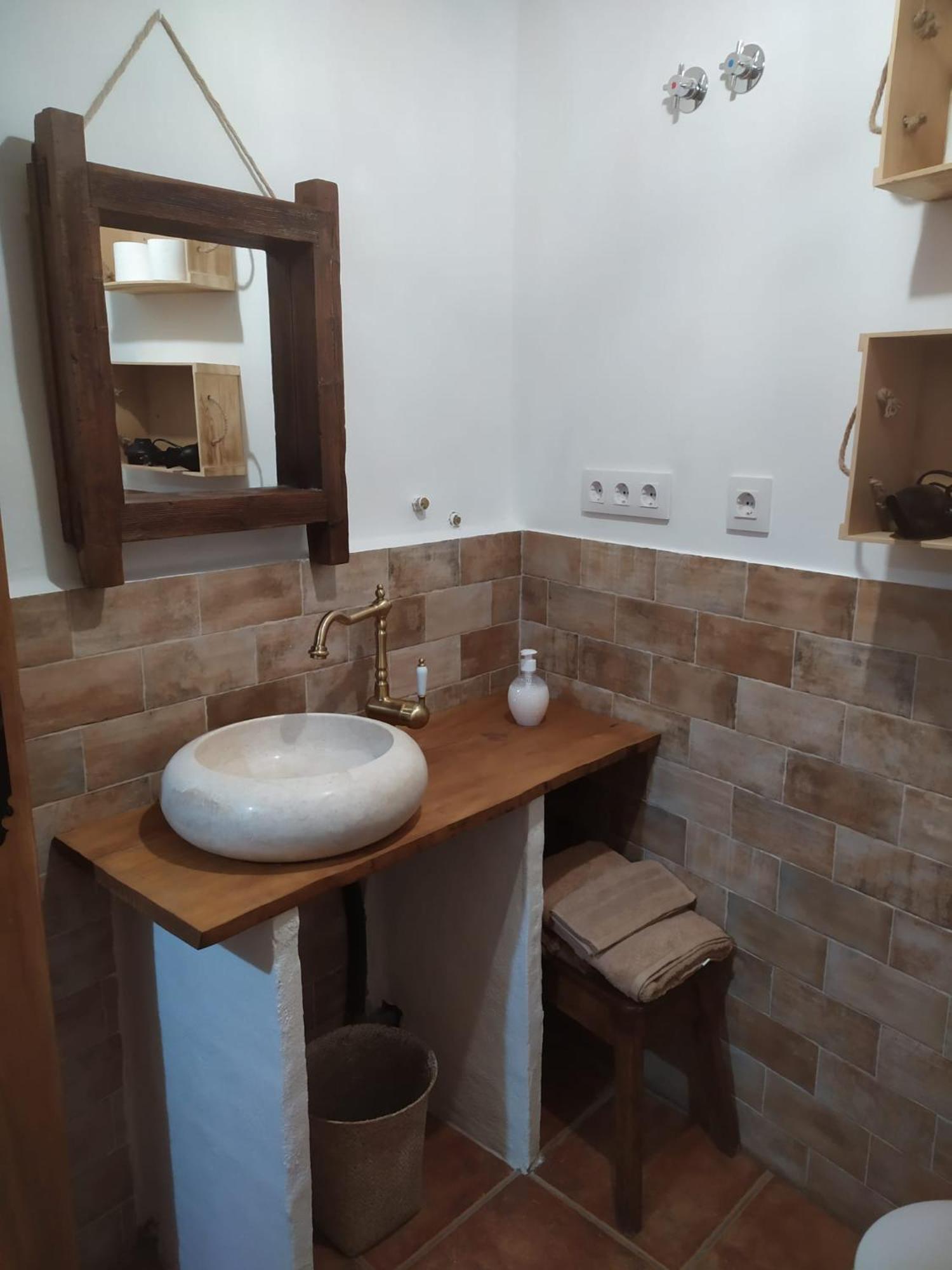 Alcoba Con Patio Del Siglo XIX Villa Villanueva de Viver Eksteriør bilde