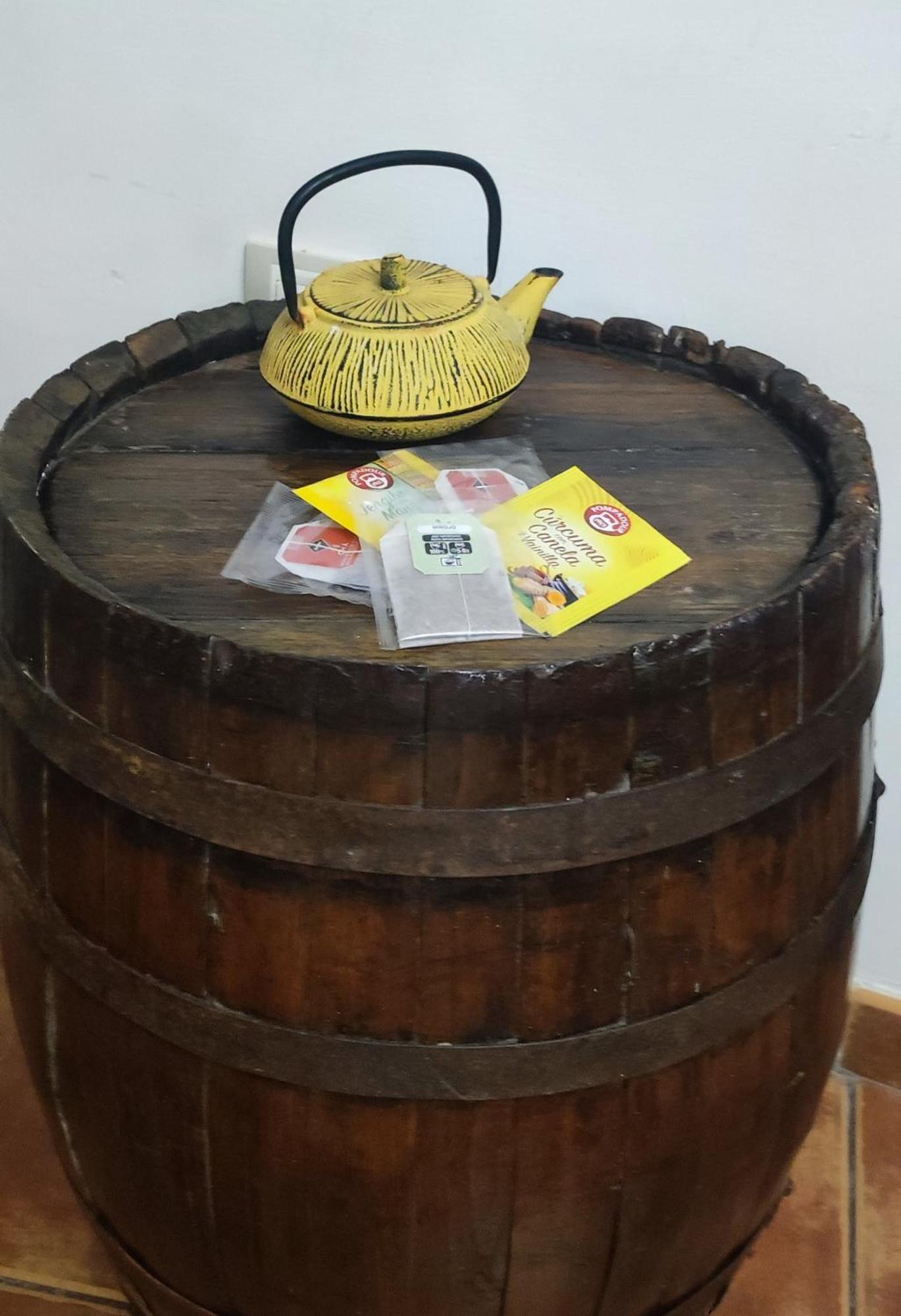 Alcoba Con Patio Del Siglo XIX Villa Villanueva de Viver Eksteriør bilde